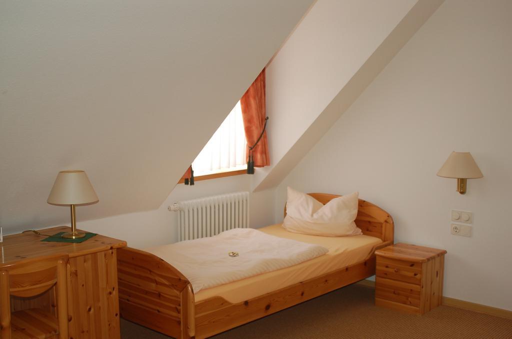 Landgasthof Zum Alten Gut Würzburg Zimmer foto